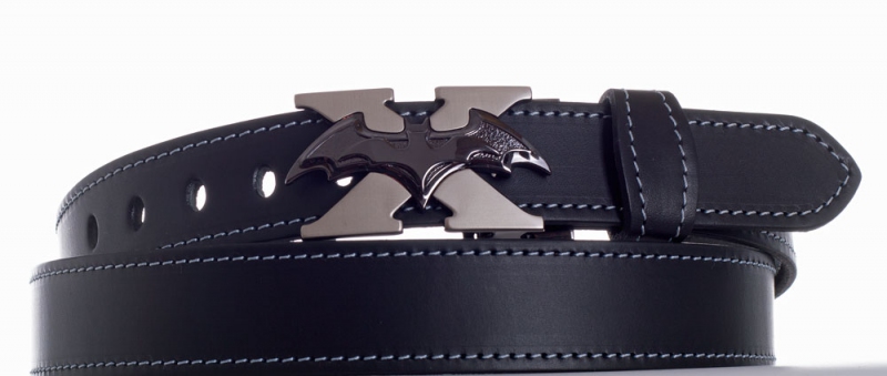 Kožené opasky - Černý kožený pásek Batman šedě obšitý